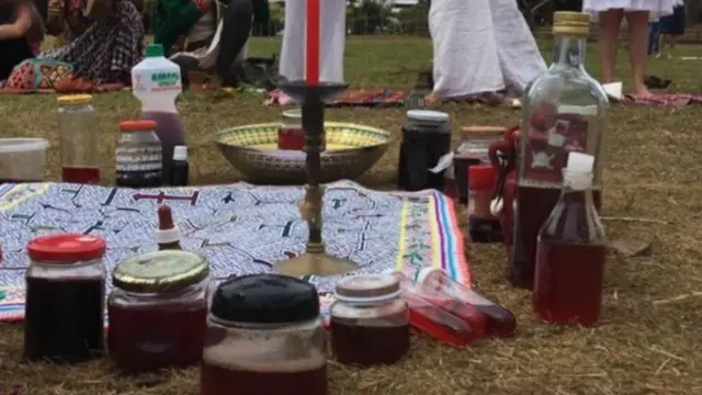 ਕੱਚ ਦੇ ਬਰਤਨ ਤੇ ਚਟਾਈ