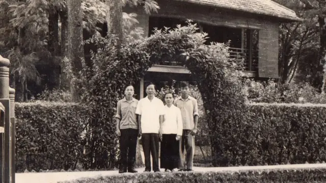 Gia đình ông Nguyễn Hữu Vinh