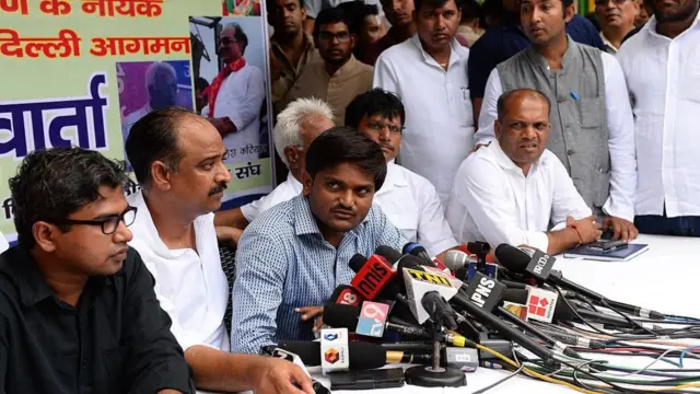 પાટીદાર અનામત આંદોલન સમિતિના આગેવાનોની તસવીર