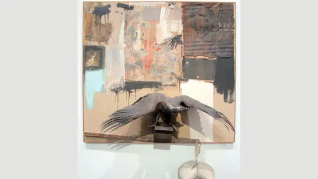 罗伯特·劳森伯格(Robert Rauschenberg)1959年作品《峡谷》