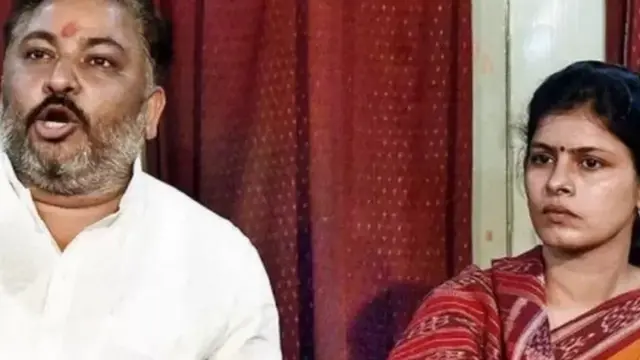 दयाशंकर सिंह और स्वाति सिंह