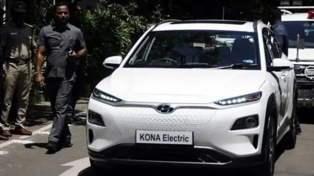 எலக்ட்ரிக் கார்கள்