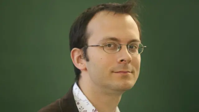 الكاتب تيم هارفورد