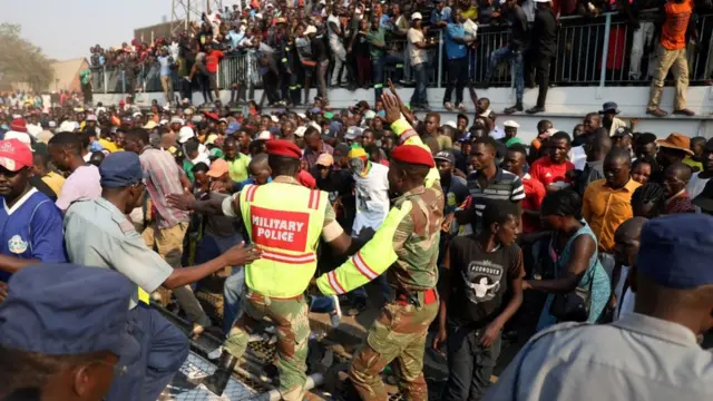 Ndị uweojii na imirikiti mmadụ