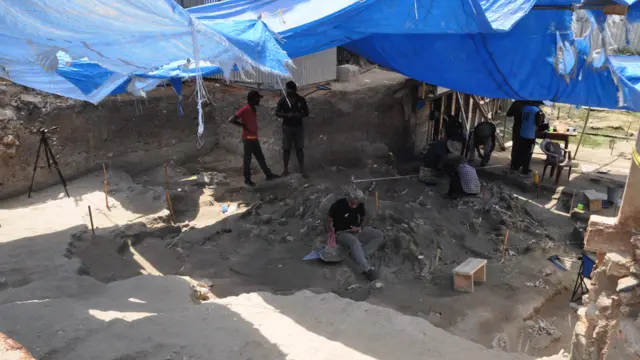 کیندونکي له تېرې جنورۍ میاشتې راهیسې پر کیندنو بوخت دي