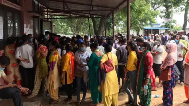 कर तिर्ने लाइन