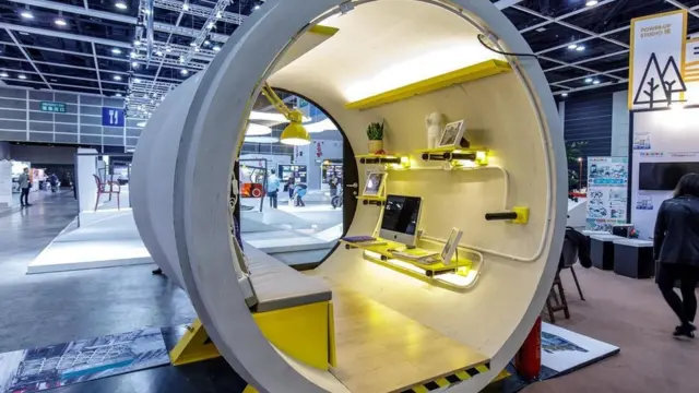 पानी के इन बड़े पाइप्स को एक के ऊपर एक रख कर दो ब्लॉक वाली बिल्डिंग की शक्ल दी जाएगी