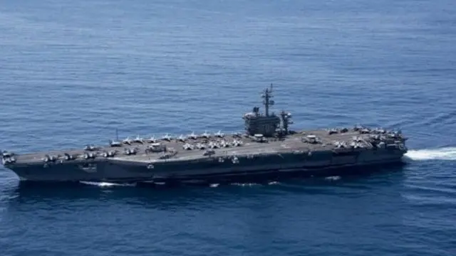 அமெரிக்க போர்க்கப்பல்