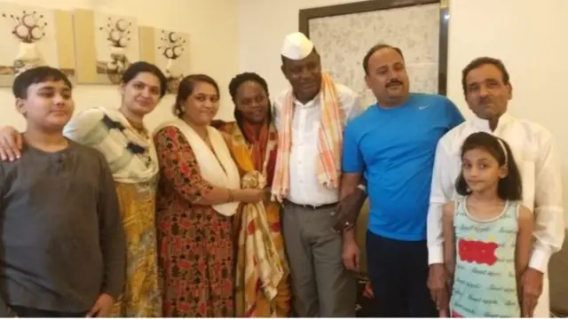 Richard Tongi na familia ya Kashinath Gawali