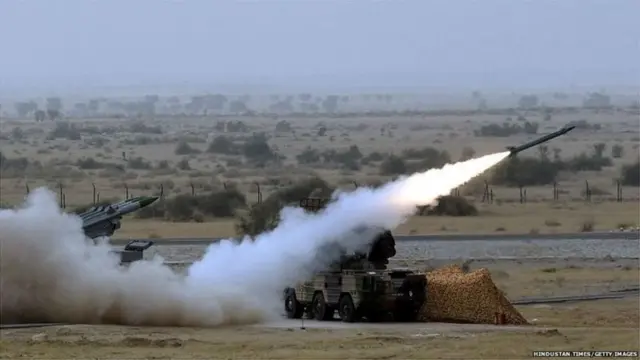 क्षेपणास्त्र