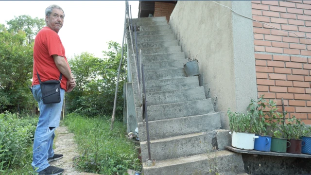 Stepenište u domu Vladimirovića, selo Metovnica