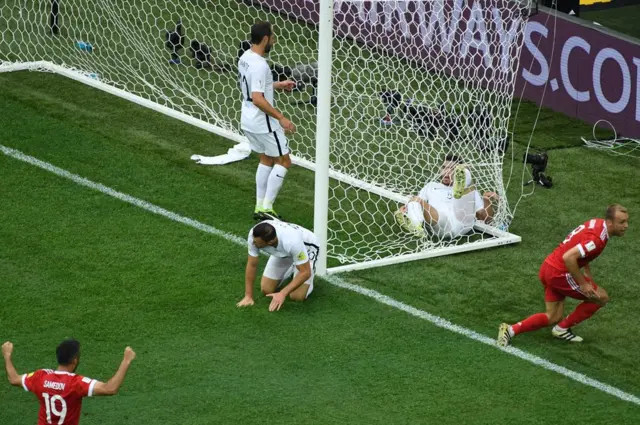 Gol de Rusia a Nueva Zelanda