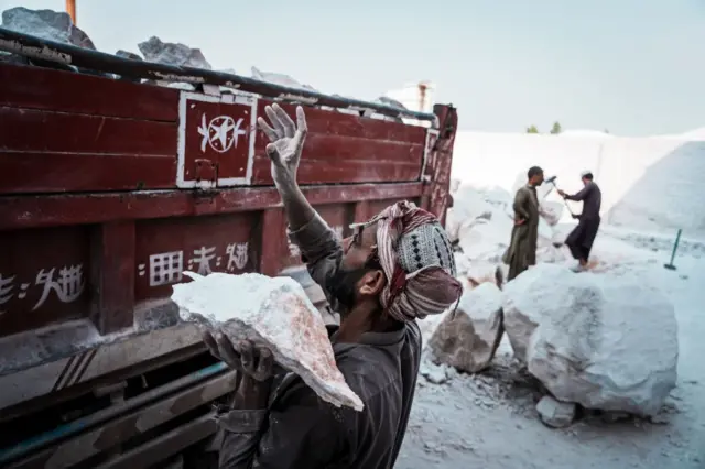 Les minéraux sont de loin le principal produit d'exportation de l'Afghanistan.