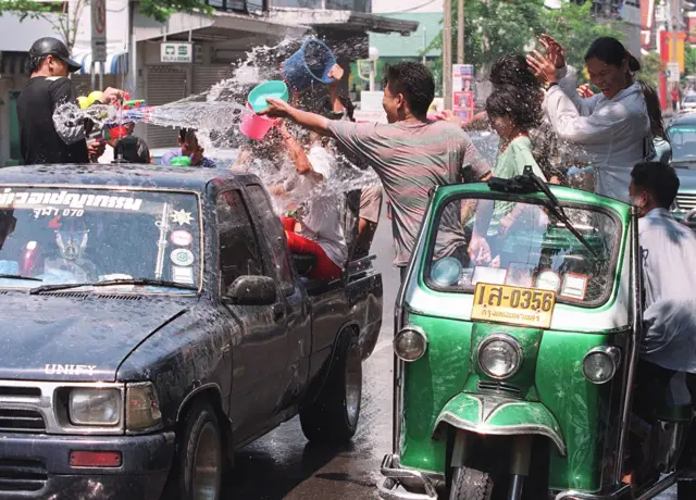 รถกระบะ