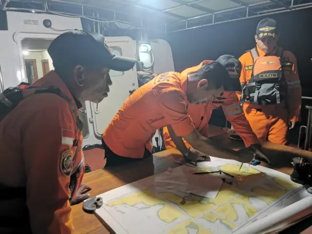 Kapal Nelayan Pecah di Laut, Kapten Terdampar di Bagan Warga Sungailiat
