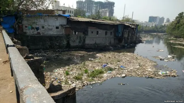 ओशिवरा नदी