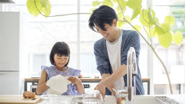 К чистоте в Японии приучают с малых лет