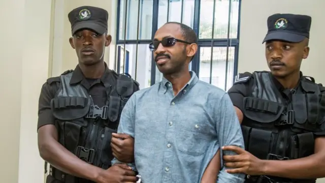 Nsabimana Callixte ubwo yerekagwa itangazamakuru i Kigali nyuma yo gufatwa, ku itariki ya 17/5/2019