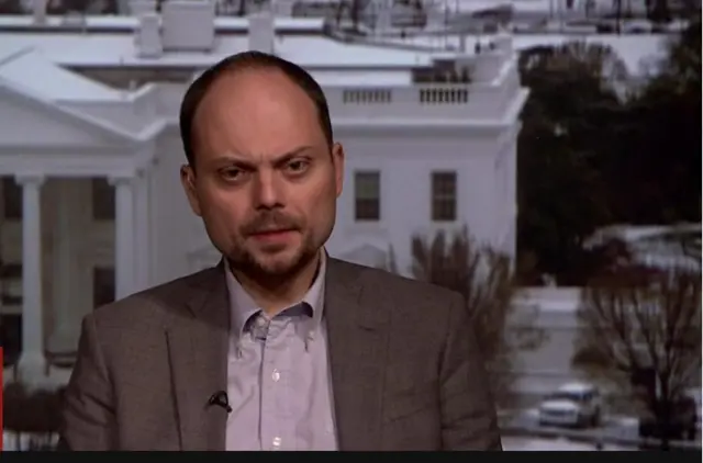 ජනාධිපති පුතින්ගේ උදහසට ලක්ව සිටින මාධ්‍යවේදී ව්ලදිමීර් කාරා-මුර්ෂා