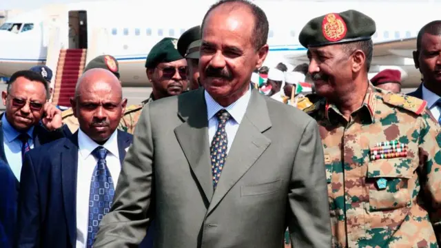 የኤርትራው ፕሬዚዳንት ኢሳያስ አፈወርቂ በሱዳን ጉብኝታቸው ወቅት