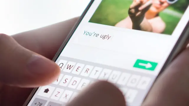 ट्रोलिंग