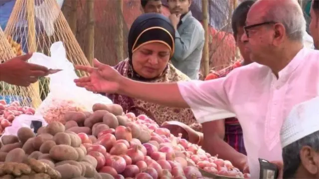ঢাকায় পেঁয়াজসহ বেশিরভাগ কাঁচা পণ্যের দাম বেড়েছে