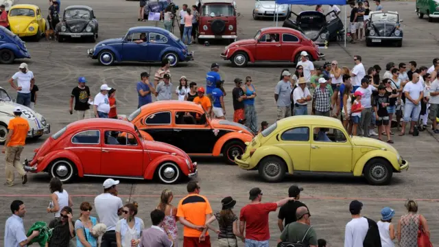 Популярность "Жуков" поистине глобальна: 2012 год, встреча фанатов "букашки" из стран Латинской Америки