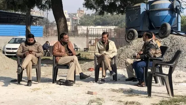 கோவிலில் பாதுகாப்பு பணியில் ஈடுபட்டு வருவதால் மாதம் ஒன்றுக்கு 25 முதல் 30 லட்சம் ரூபாய் வரை செலவாகிறது என போலீசார் தெரிவித்துள்ளனர்.