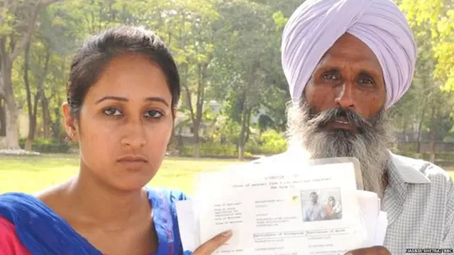 ਮਨਪ੍ਰੀਤ ਦਾ ਵਿਆਹ ਅਮਰੀਕਾ ਨਿਵਾਸੀ ਨਾਲ ਹੋਇਆ ਪਰ ਪਤੀ ਨੇ ਅਮਰੀਕਾ ਪਹੁੰਚ ਕੇ ਤਲਾਕ ਦੇ ਪੇਪਰ ਭੇਜ ਦਿੱਤੇ