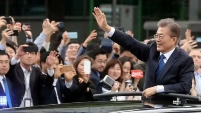 मून जे इन