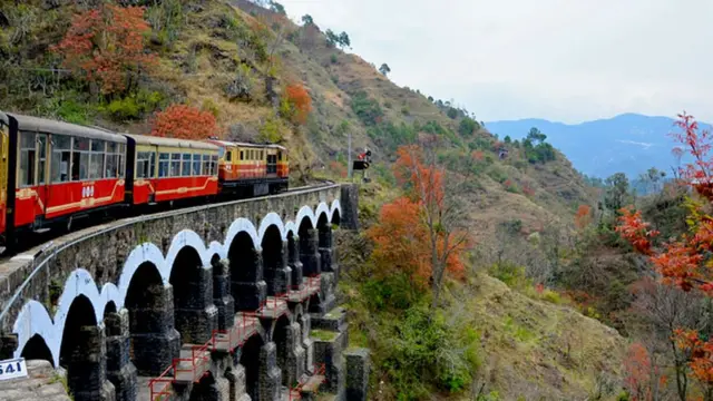 टॉय ट्रेन