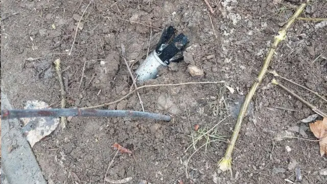 하르키우에서 집속탄이 사용됐음을 보여주는 잔해. 이 잔해는 국제인권단체 휴먼라이츠워치(HRW)에 넘어갔다