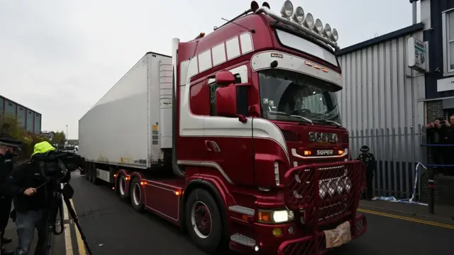 Chiếc xe chở hàng đông lạnh nơi 39 người Việt bị phát hiển tử nạn bên trong