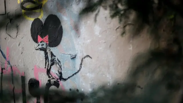 Граффити Бэнкси