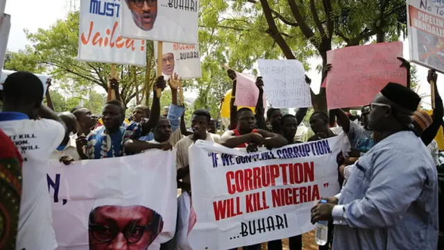 Des manifestants contre la corruption dans les rues d'Abuja