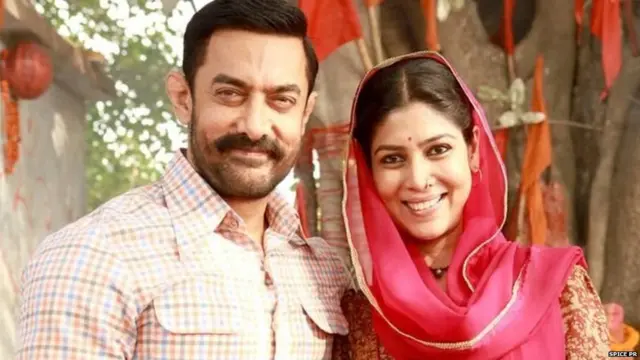 दंगल में आमिर खान और साक्षी