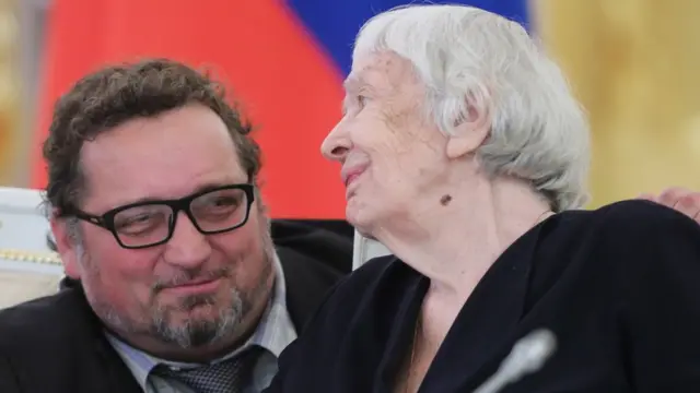 Андрей Бабушкин и глава Московской Хельсинской группы Людмила Алексеева во время заседания СПЧ в 2015 году