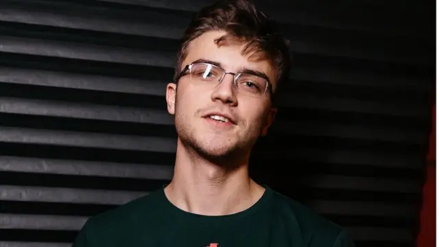 Влад Капиця