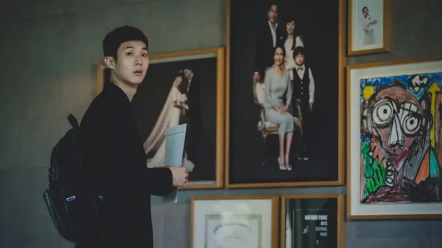 Китхэка Киу измышляет план, как пристроить сюда всю свою семью