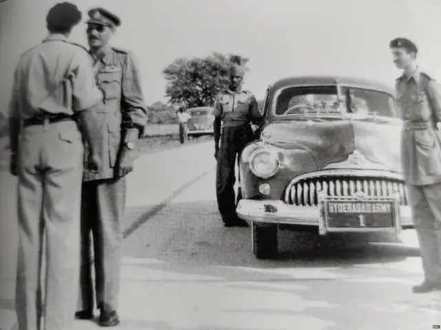 ਹੈਦਰਾਬਾਦ ਦੇ ਨਿਜ਼ਾਮ ਦੀ ਸੈਨਾ ਦੇ ਅਧਿਕਾਰੀ