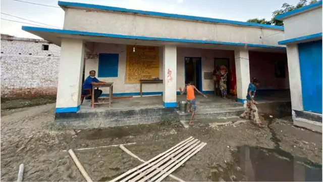 सामुदायिक किचन की तस्वीर