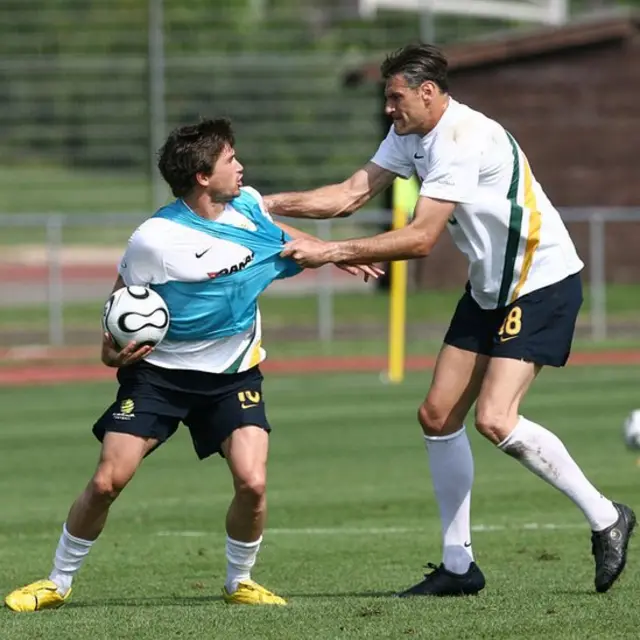 Des footballeurs australiens à l'entraînement