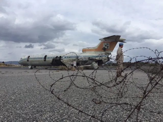 Tampon bölgedeki Lefkoşa Uluslararası Havaalanında 40 yıldır terk edilmiş duran Kıbrıs Havayolları uçağı