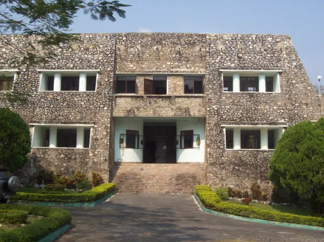 ตึกชาโต้