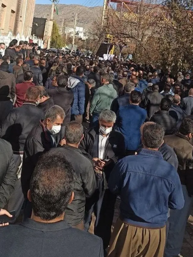 تجمع معلمان در شهر مریوان