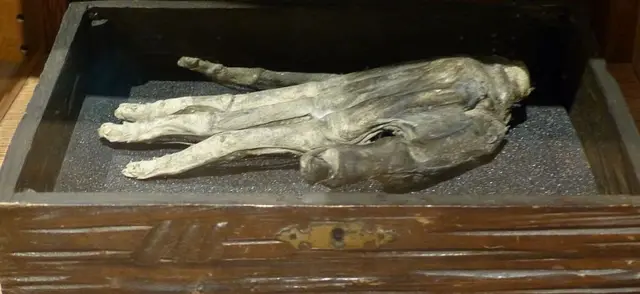 Una mano de la gloria