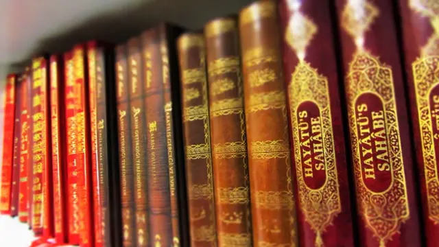 Livros na biblioteca