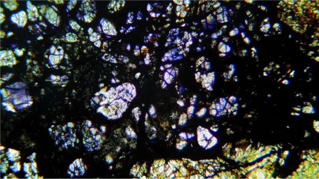 گہرائی میں موجود معدنیات