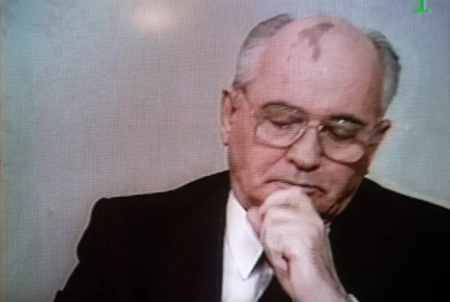 মিখাইল গর্বাচেভ, রাশিয়া,