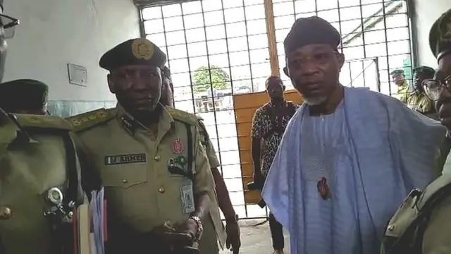 Minisita ọrọ abo abẹle Rauf Aregbeṣọ́la naa ti wa nibẹ